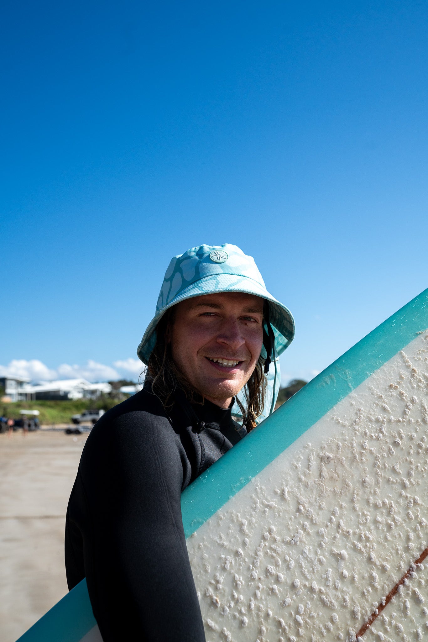 Lazy Daisies - Ocean Hat