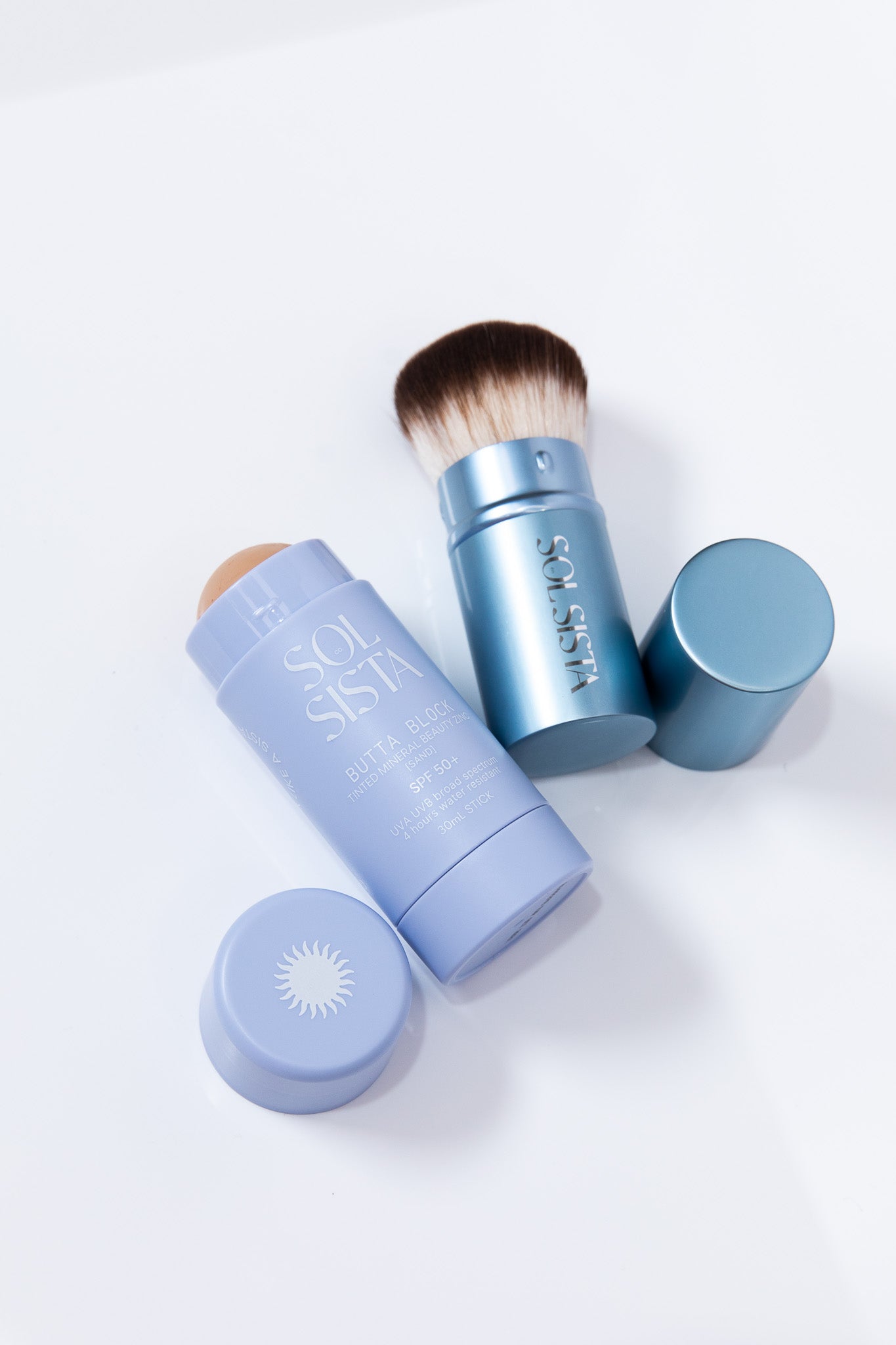 Retractable Kabuki Makeup Brush